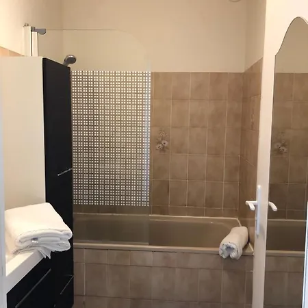 Appartement Spacieux Lumineux Proche Du Centre *