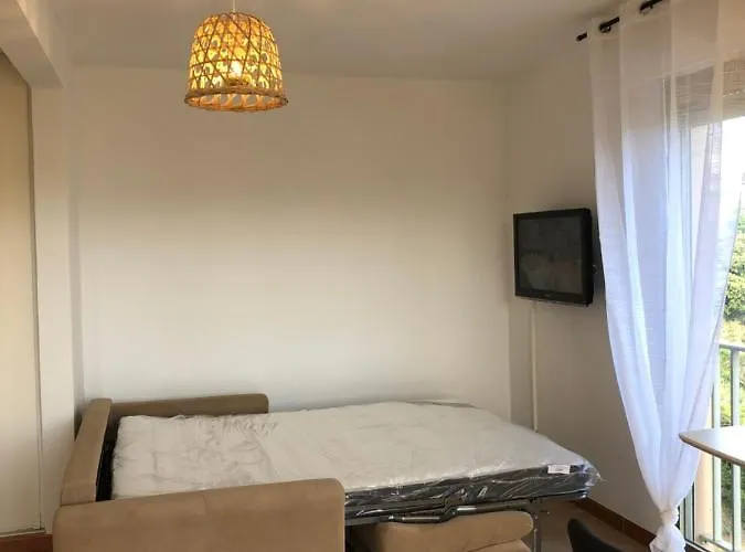 Spacieux Lumineux Proche Du Centre Διαμέρισμα